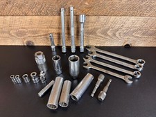 22pc Lot Automotive Tools Sockets Spark Plug Sockets Extension Combo Wrenches