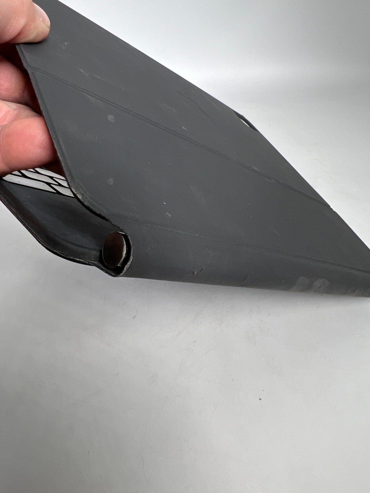 Authentic Apple A2480 Magic Keyboard for iPad Pro (12.9 Inch) 3/4/5/6 Gen