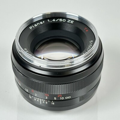 Carl Zeiss Planar T* 50mm f/1.4 ZE (Canon EF) | eBay