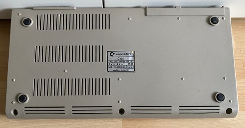Commodore C64 Boîtier, Fabriqué En Angleterre U. K.B 1558228, Bon État #15 25 - Photo 7 sur 11
