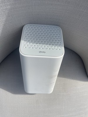 Comcast Xfinity XB7-CM GIGABIT Modem WiFi Router *NO CORDS* - Tested - EUC