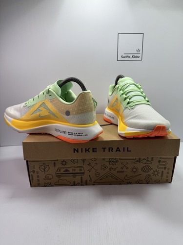 Scarpe da trail running Nike ZoomX Ultrafly - bianco/verde - taglia UK 5 - DZ0489 102 - Foto 8 di 11