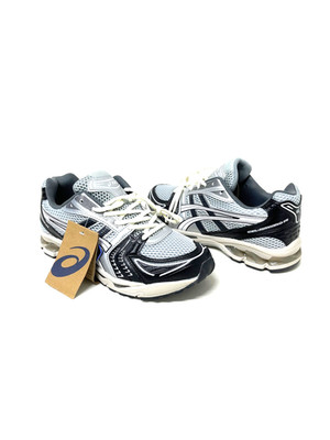 GEL-1090 V2 Sneaker Herren ASICS; Gr. EU 44; Grau; Neu