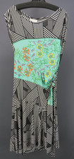 Save The Queen Printed Tie-Waist Dress Size M 3B 2921 Blm