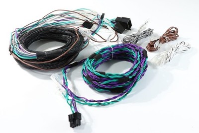 Audio System Z-PF-QUAD2.5M-4+1 4+1-KANAL PLUG & PLAY ADAPTER für Verstärker