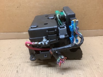 2005-2009 GM Multi Vehicle 05 Envoy Body Control Module w/ Fuse Box 15135466