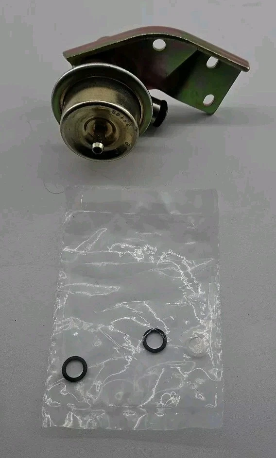 NAPA - 2-19555 - Fuel Pressure Regulator - for 87-90 Jeep Cherokee & Wagoneer - Image 2 of 3