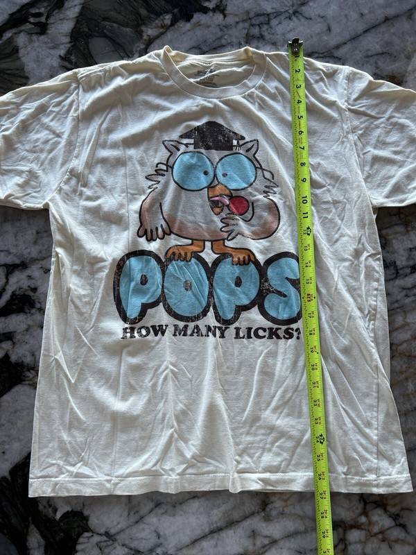 Mr. Owl Tootsie Roll Pop Graphic T-Shirt - How Many Licks? Size: Large