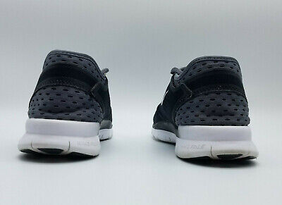 Nike Free TR Fit 5 Women's Size 6.5 Running Shoes Black Gray Nike Free TR Fit 5 Women's Size 6.5 Running Shoes Black Gray