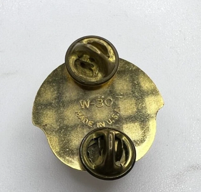 USA School Pin Badge Hancock High School 27x30 mm - Image 2 of 4