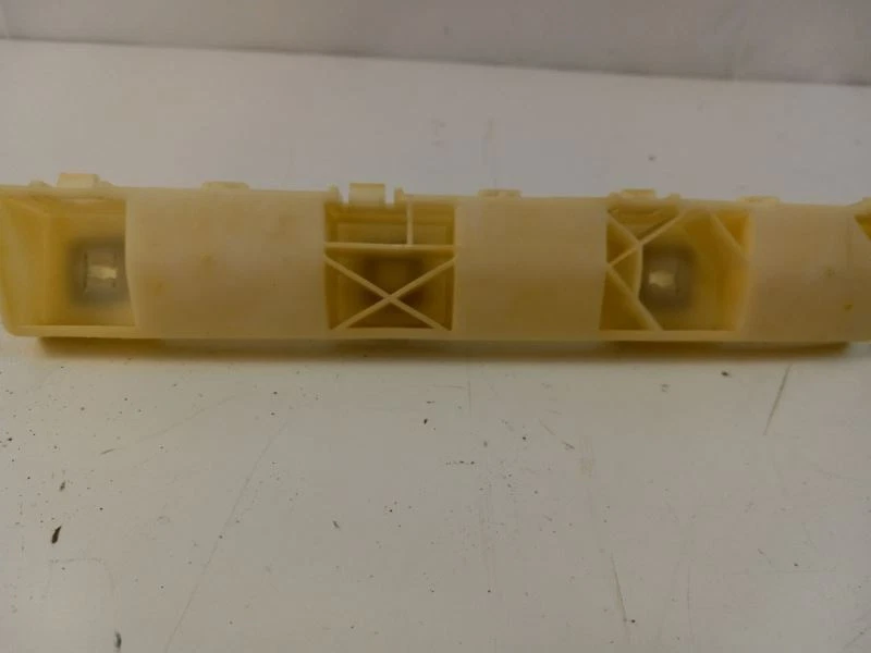 PASSENGER SIDE BUMPER BRACKET FOR INFINITI EX35 2010 PN 85220 1BA0A Foto 2 de 4