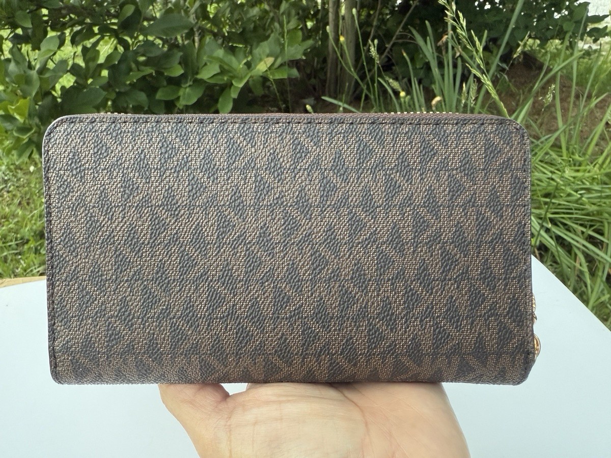 AUTHENTIC Michael Kors Wallet Jet Set Travel Wallet Brown Mk Logo