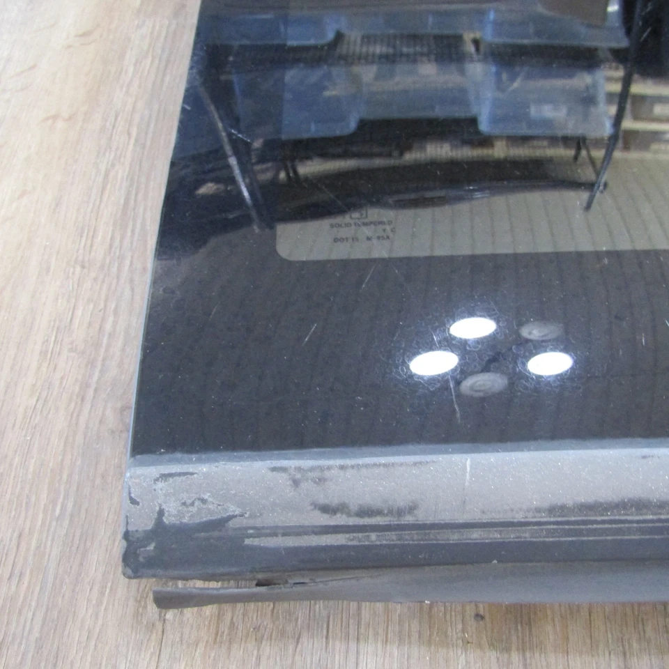 1982 - 1992 年科迈罗 Firebird T 顶部屋顶 T 型玻璃原装通用 RightPassenger 原始设备制造商 — 第 3/4 张图片