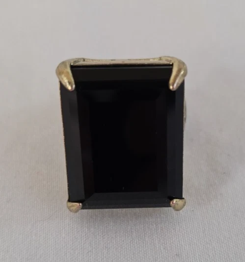 ANILLO HEIDI DAUS CLÁSICO DE ÓNIX, PIEDRA RECTANGULAR, TALLA 8 Foto 2 de 4