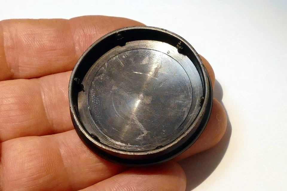 34-35mm Lens Front Cap slip on type - Image 4 of 4