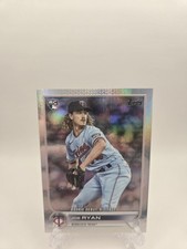 2022 Topps Update Series - Rookie Debut Joe Ryan #US222 Rainbow Foil (RC)