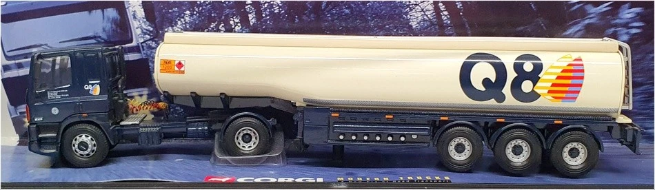 Corgi 1/50 Scale Diecast 75301 - DAF Tanker Truck Q8 - Blue/White - Image 3 of 4