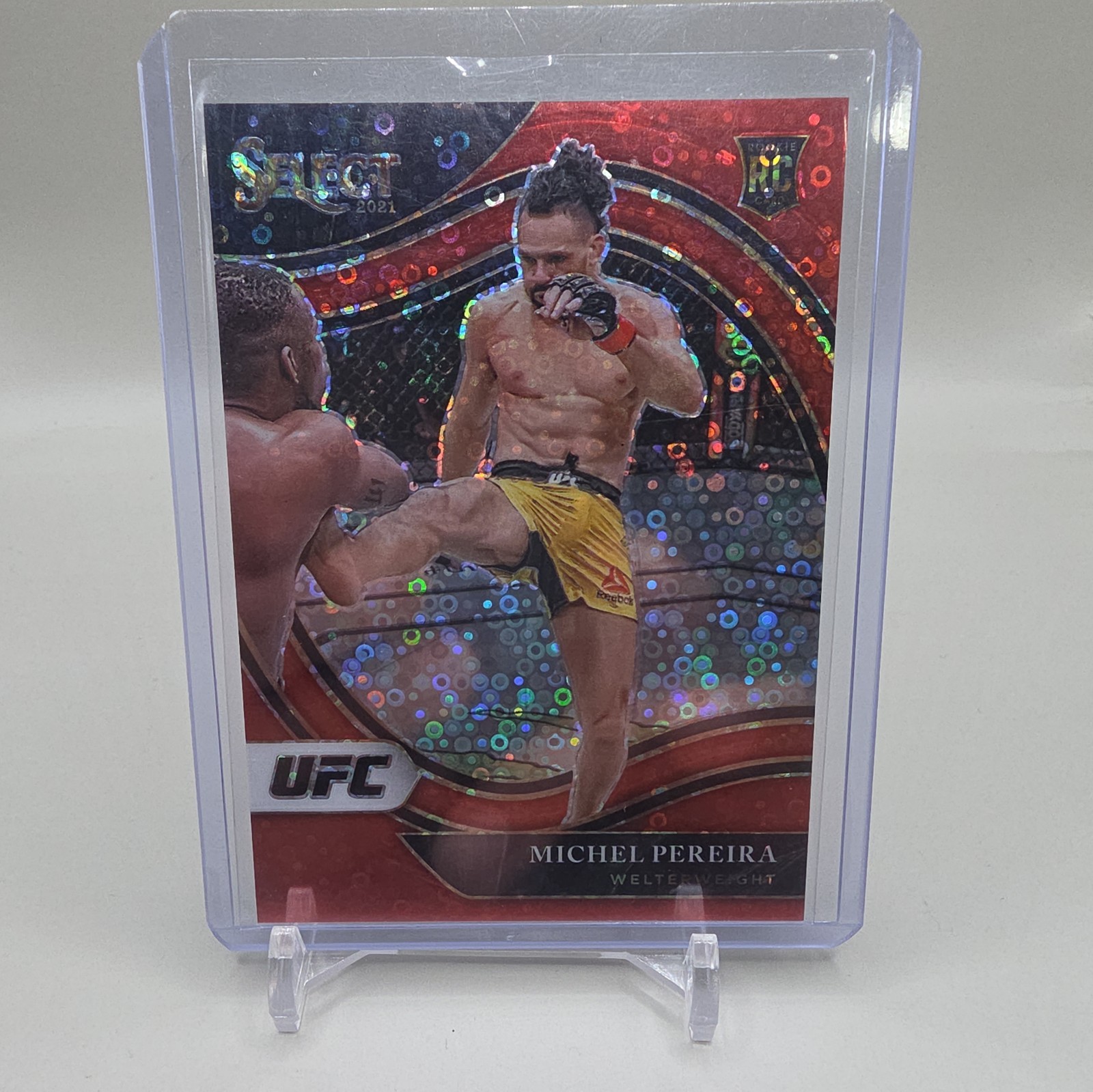 2021 Panini Select UFC Michel Pereira /199 Red Disco Prizm #262 RC Rookie