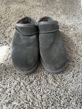 UGG Tasman Gray Suede Shearling Lined Slip On Clogs Women  s US 6