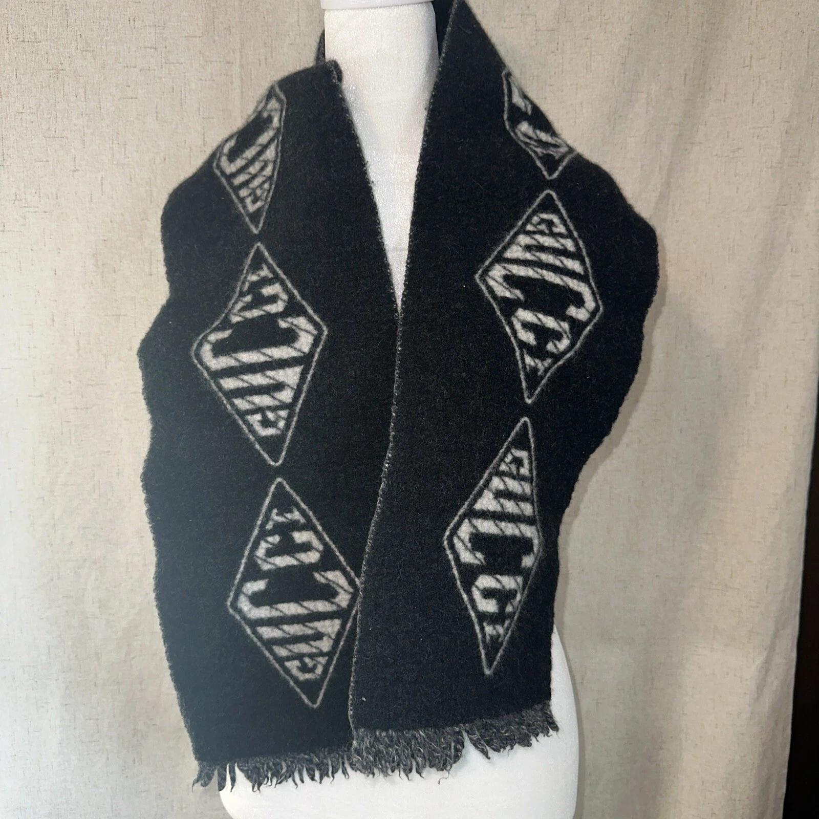 Écharpe laine cachemire Gucci bicolore logo noir blanc frange épaisse ! Hiver Homme