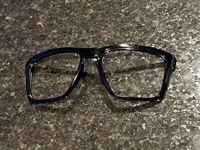 authentic Oakley sliver  XL Stem parts, Arm-center or frames Authentic . READ