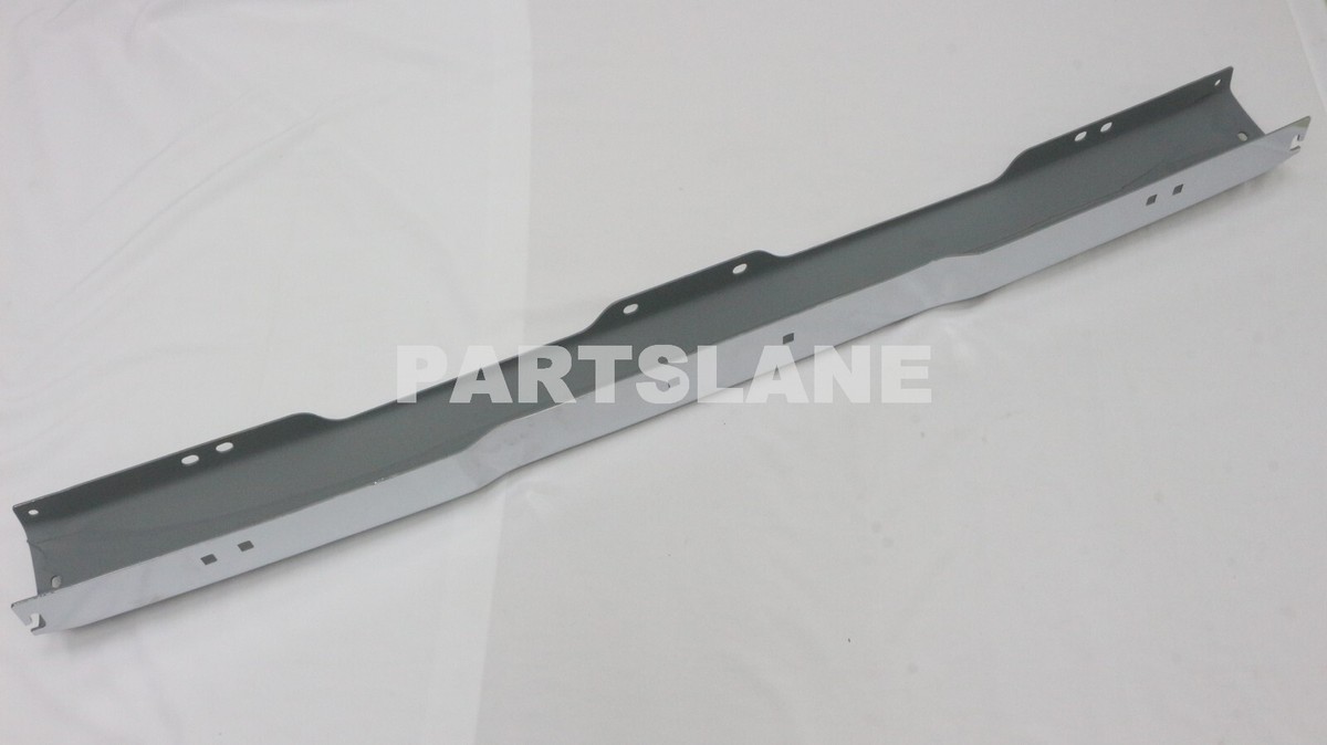 Toyota Land Cruiser 1984-1990 OEM Genuine Rear Bumper Bar 52151