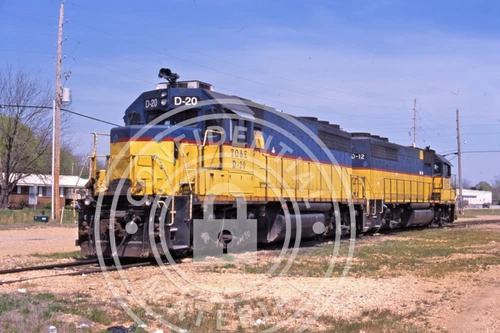 ORIGINAL SLIDE TEXAS OKLAHOMA & EASTERN RR GP40-2 # D20 DIERKS, AR 2011
