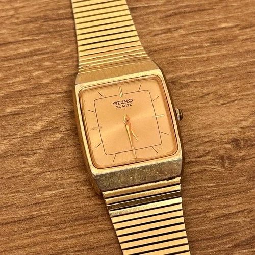 Vintage Seiko Quartz (6530-5760) Gold Tone Unisex Adjustable Strap Watch