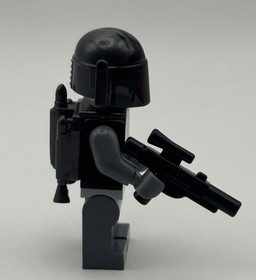 2013 LEGO Star Wars Minifigure Mandalorian Super Commando 75022 blaster jet pack