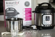Instant Pot Duo Mini 7-in-1 Multi-Use Pressure Cooker 3 Quart Brushed Steel NIB