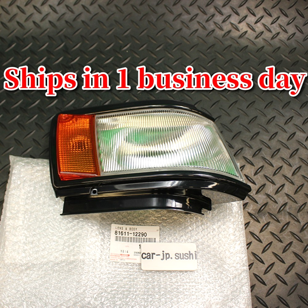 TOYOTA GENUINE COROLLA LEVIN AE86 ' Right Rh Corner Side Lamp Lens