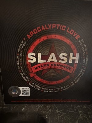 SLASH GUN N ROSES SIGNED AUTOGRAPHED CD COVER WITH BECKETT COA