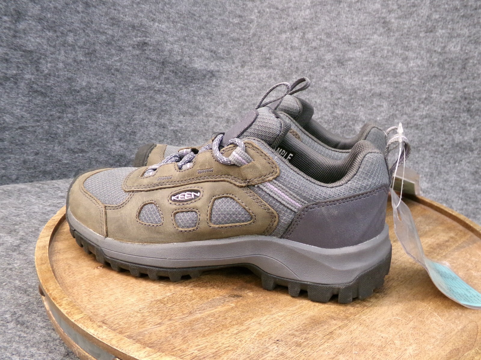 Scarpe da trekking Keen da donna Basin Ridge Vent magnete in pelle di cardo sneaker taglia 7