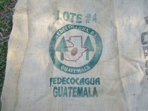 2008 FEDECOCAGUA PRODUCT OF GUATEMALA COFFEE BURLAP SACK BAG DECOR AGRICULTURE - Picture 2 of 8
