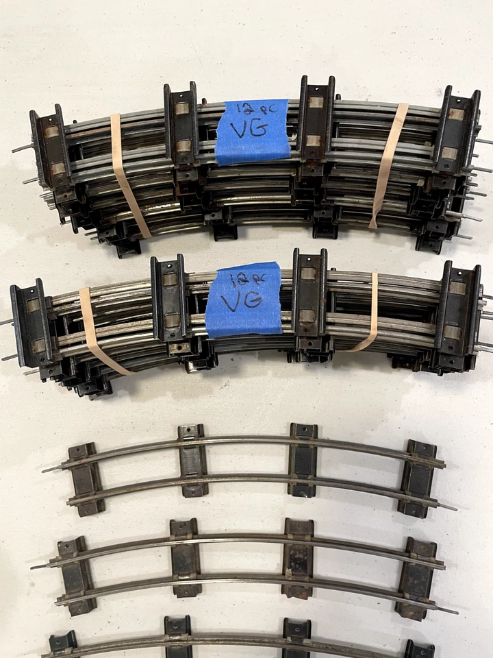 American Flyer Track S Gauge #702 Curved 30pcs. VG+ Cond. - Image 3 of 4