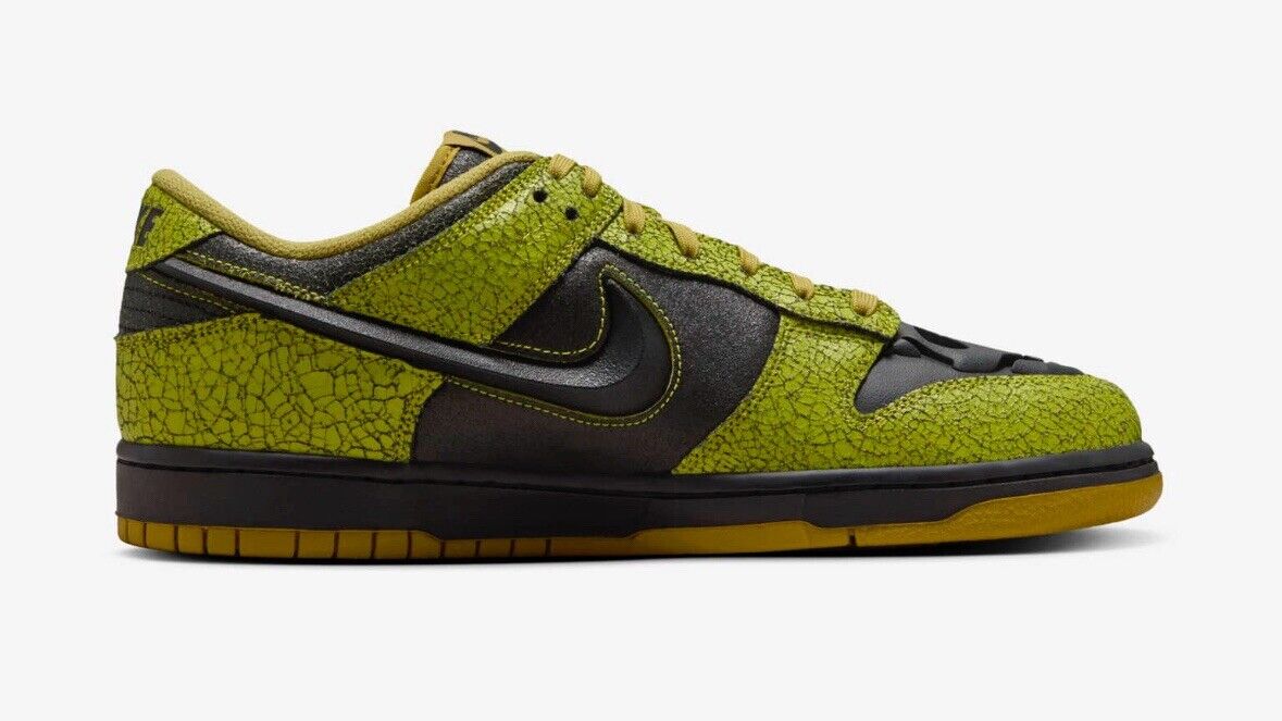 Nike Dunk Low Halloween Skull Slip-On Shoes Black Green Nike Dunk Low Halloween Skull Slip-On Shoes Black Green