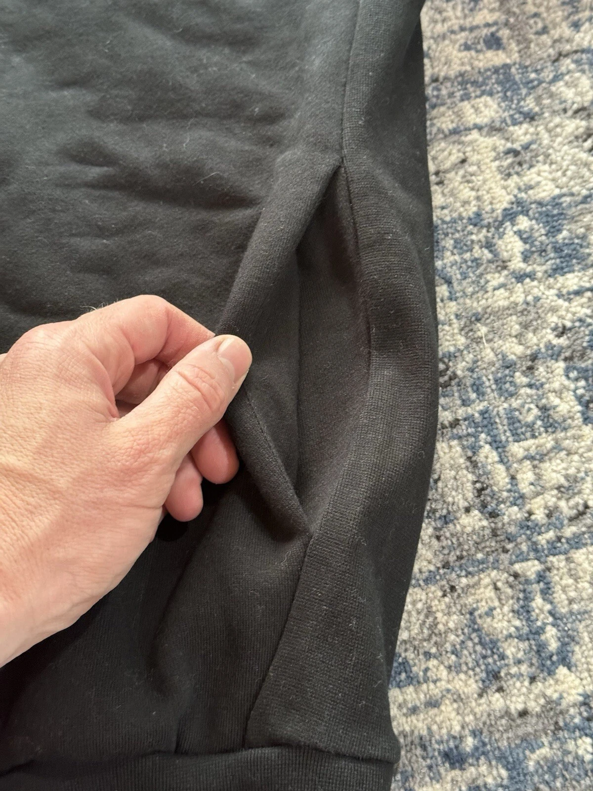 Felpa con cappuccio Fear of God Essentials Jet Black taglia Medium (M) FOG nuova con etichetta