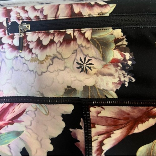 Leggings de entrenamiento para mujer Athleta negros florales 7/8 talla pequeña - Imagen 7 de 9