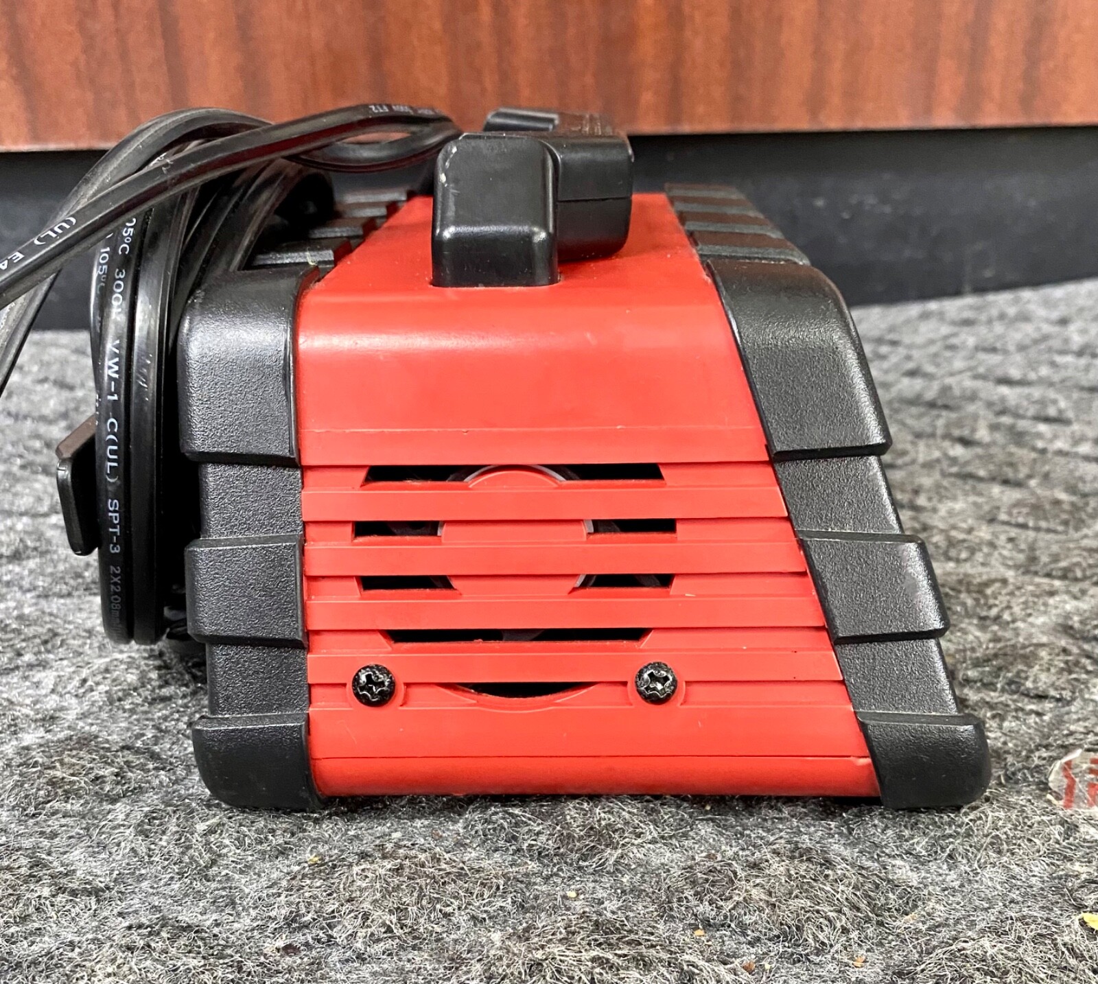 VIKING 2/8/15 Amp Automatic Microprocessor Controlled Battery Charger