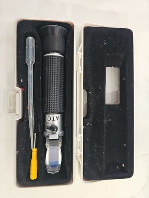 ATC Handheld Refractometer Automatic Temperature Compensation Biological Lab
