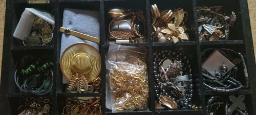 Restposten  Modeschmuck viele Teile ideal für Flohmarkt etc. Hals-Ohr-Armschmuck - Bild 7 von 8
