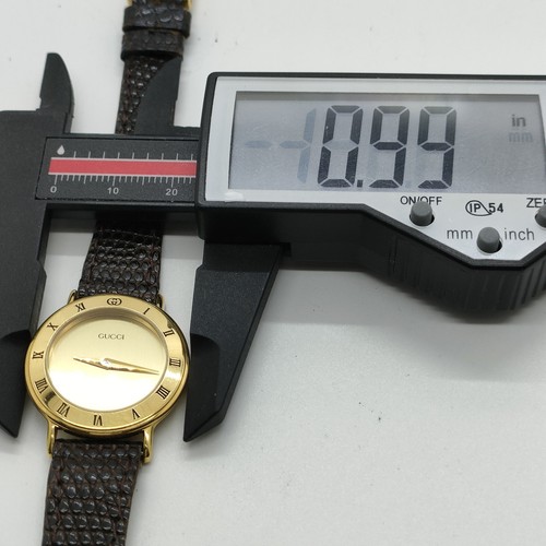 Gucci Watch 3000.2.L 25mm Women's Gold X Browns 4474243 - Picture 9 of 11