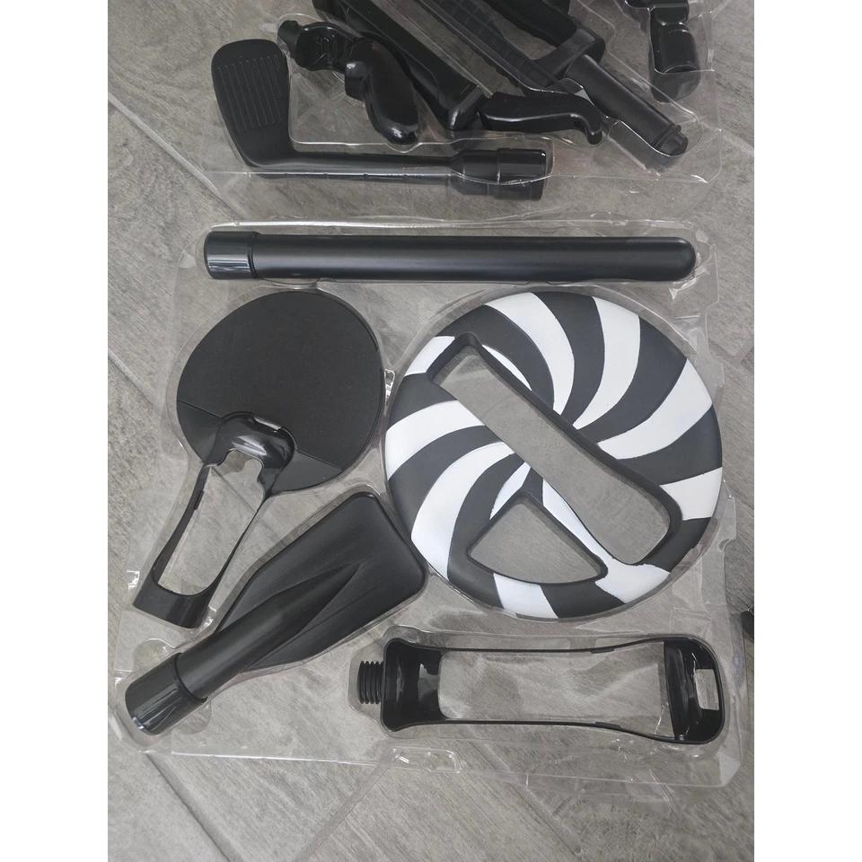 Wii Sports Resort Accessories Kit CTA Digital Sports Pack 8 in 1 Black - Image 2 of 4