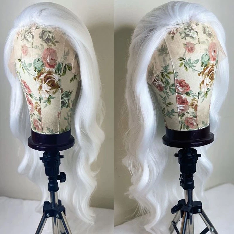 Peluca delantera de encaje en T larga ondulada blanca en capas cabello sintético resistente al calor Foto 3 de 4