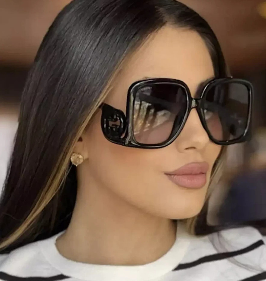 Gucci Ladies Sunglasses Black Oversized GG 1326 S 001 58mm New