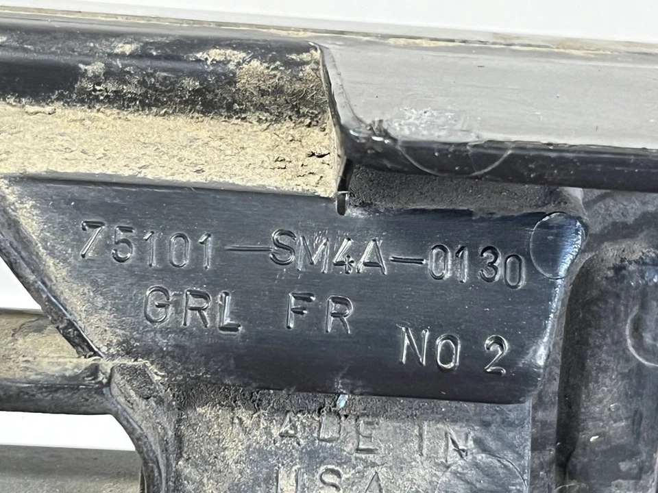 Honda Accord 1991 parrilla delantera 75101-SM4A-0130 Foto 3 de 4