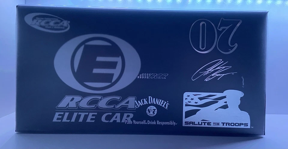 Clint Bowyer #07 Jack Daniels Salute The Troops 2008 1/24 NASCAR Diecast ELITE - Image 4 of 4
