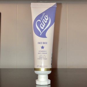 lanolin lano face base