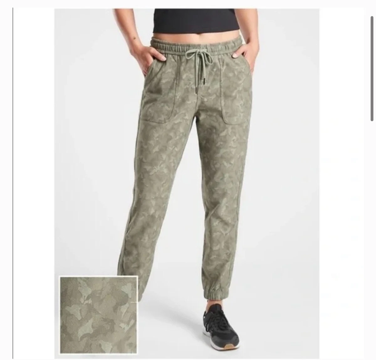 Athleta Printed Farallon Jogger Pants Size 2 Olive Green Stratum Camo