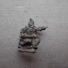 Cittadella Warhammer classico anni 80 Elfo Oscuro Bestia Maestro